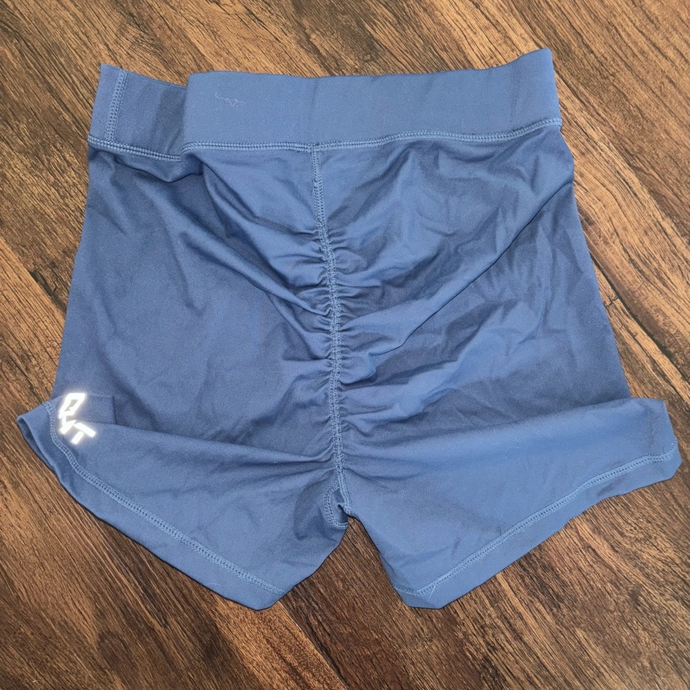 Echt Shorts - image 2